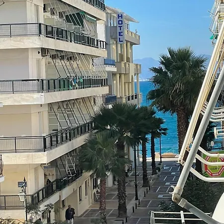 Family * 루트라키